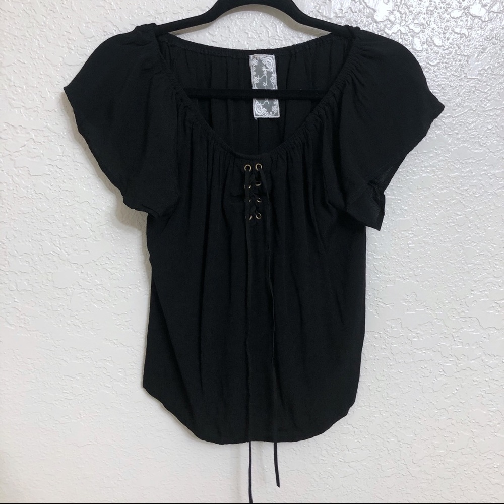 Sadie & Sage Black Over the Shoulder Top